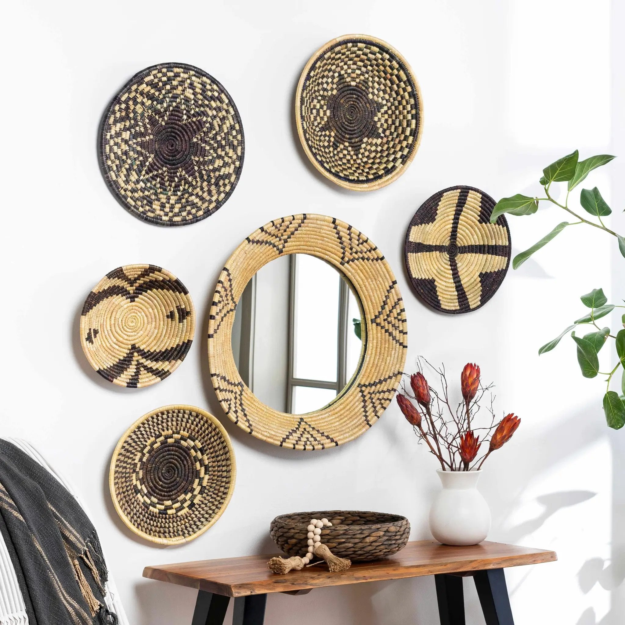 Ipilan Moonj Grass Starburst Round Mirror - Clearance by Boutique Rugs