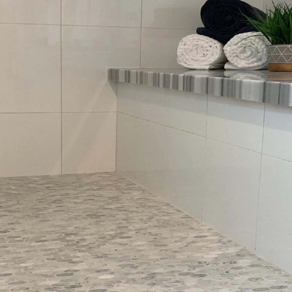 White 11x12 Polished Oval Bianco Carrara Marble Mosaic Tile (5 pack, 4.51 sq ft/case)