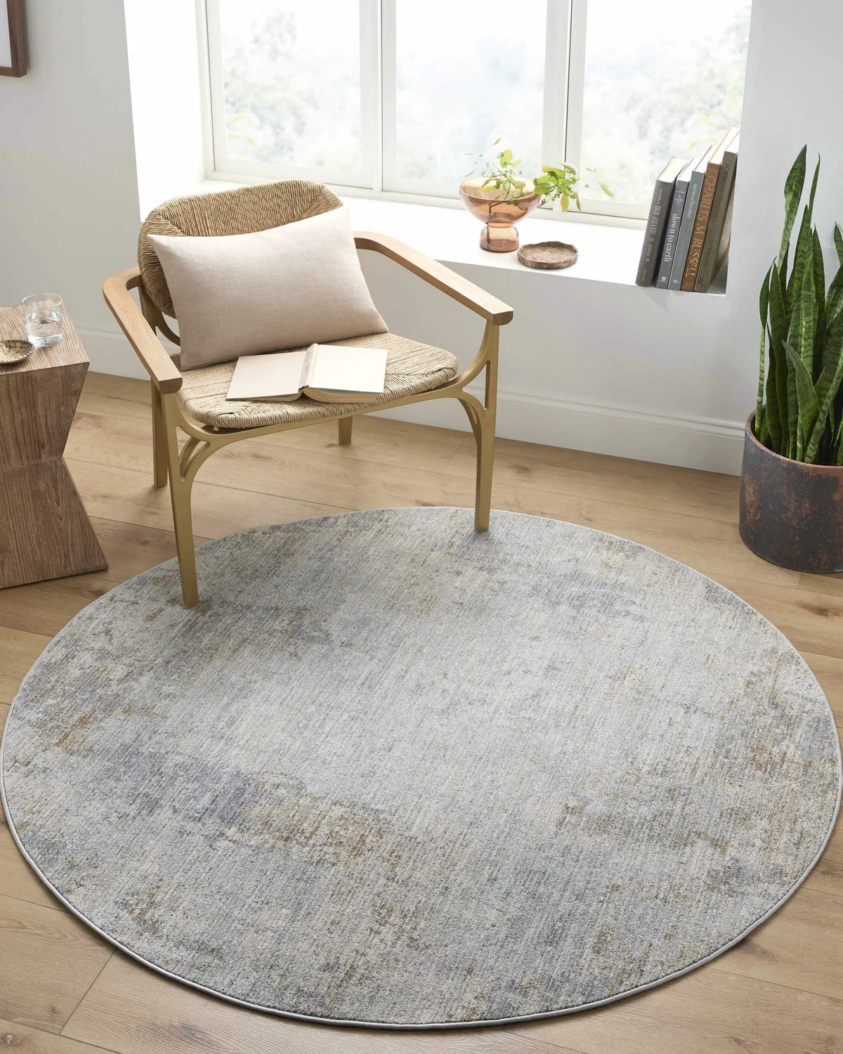 Deka Deep Teal Thick Luxe Rug, installed in a room 3