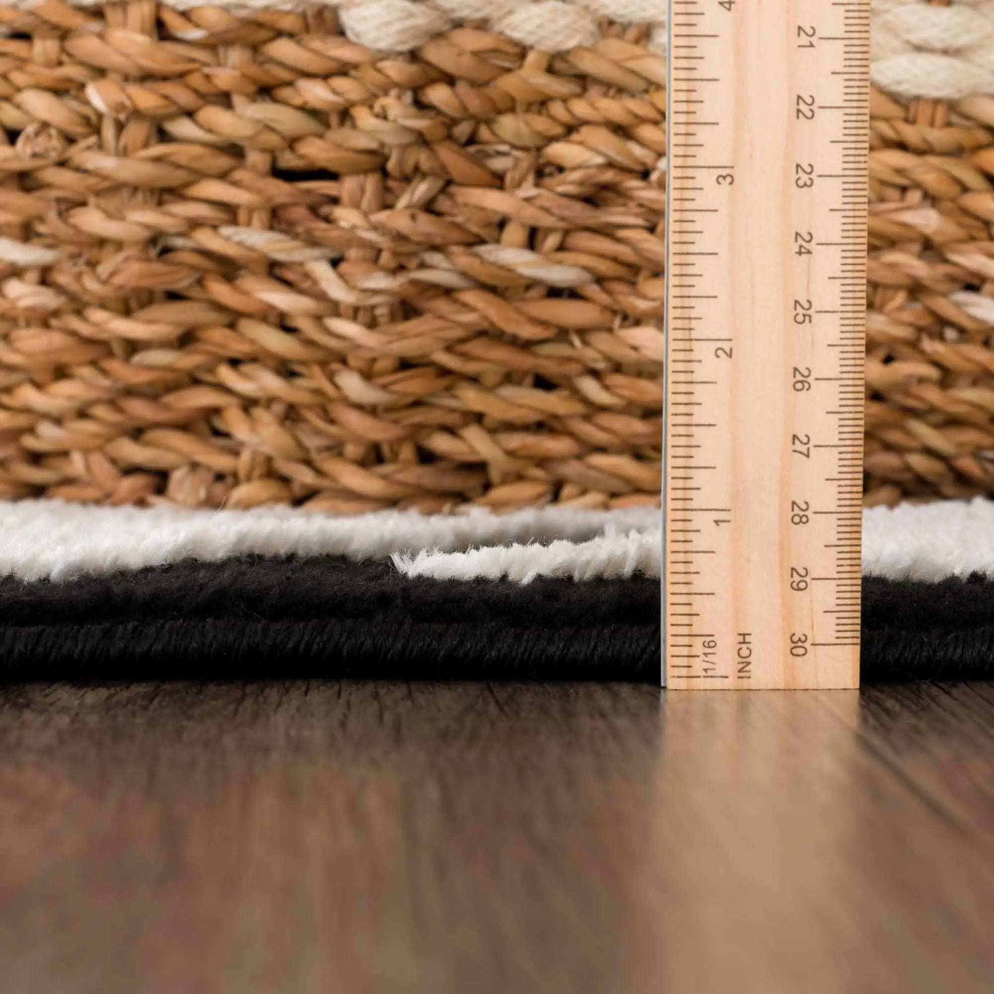Azana Black & White Area Rug by Boutique Rugs