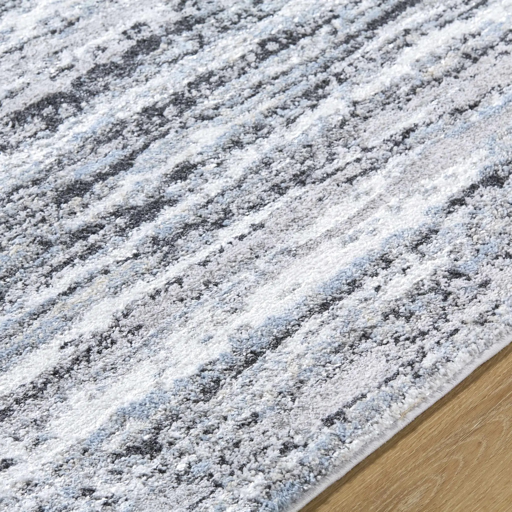 Azmina Area Rug by Boutique Rugs