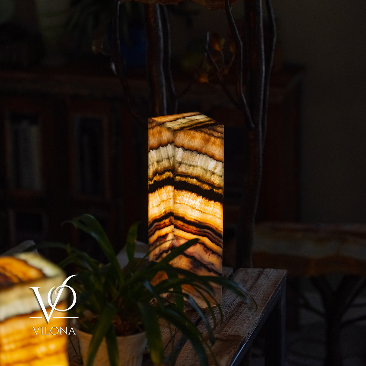 Aqua Onyx Square Table Lamp - 20" Tall, x 6"x 6" (Medium #73), photo 5 of 10