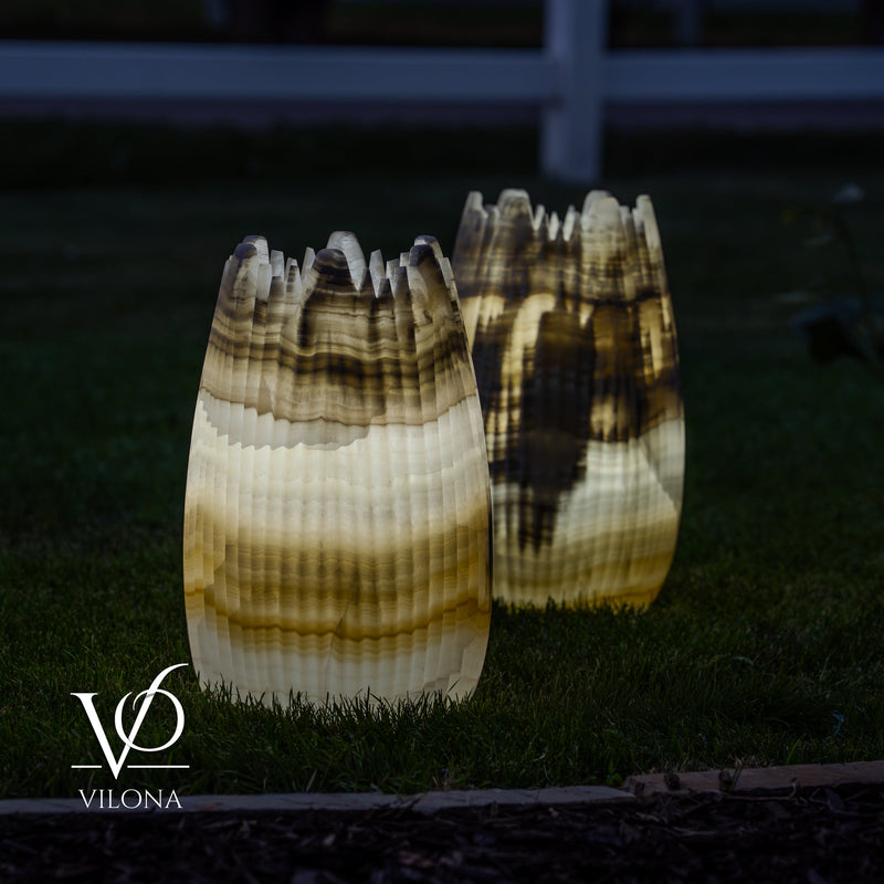 White Ice Onyx Crown Lamps - Sculptural Natural Stone Pair, photo 20 of 22