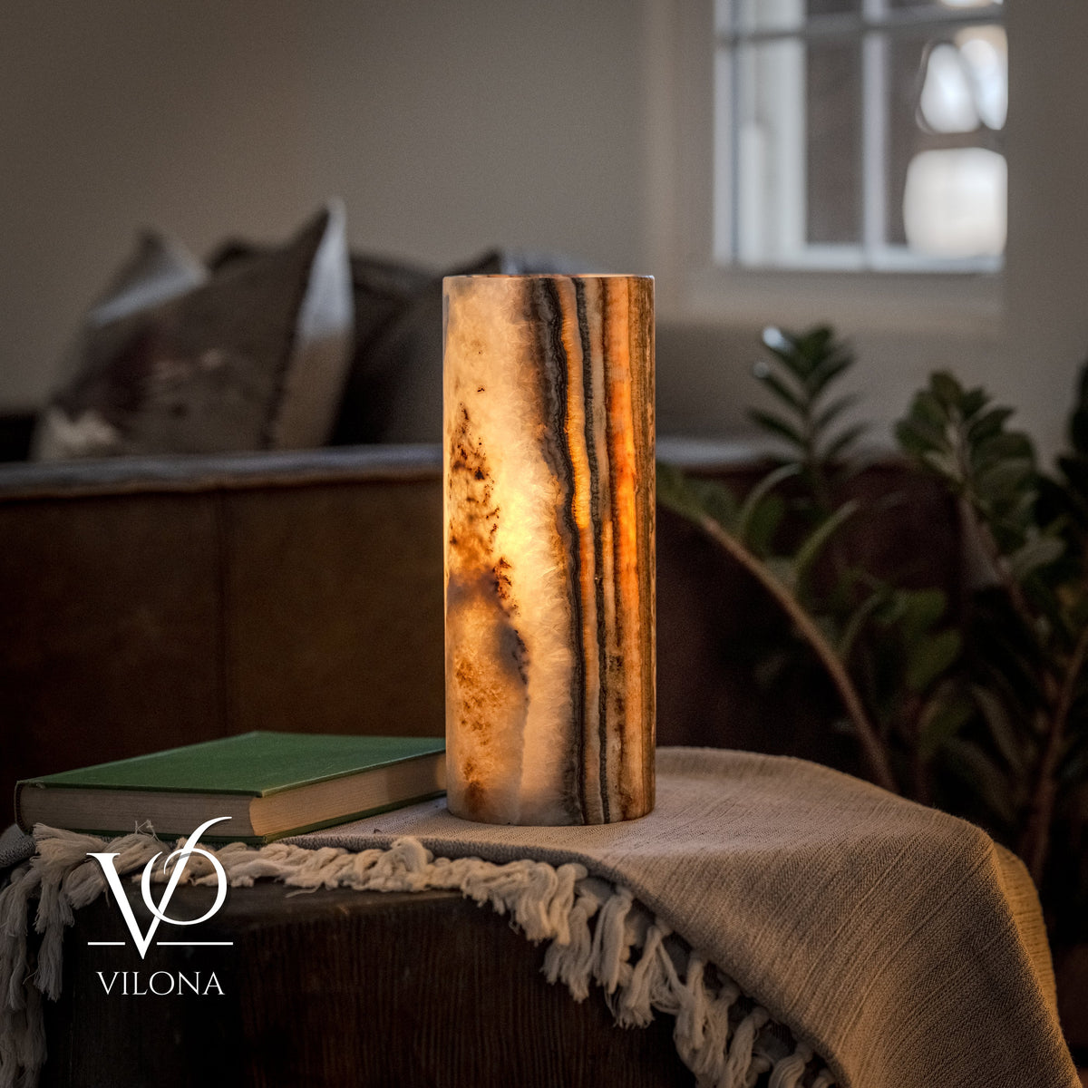 Sahara Onyx - 12" Tall, x 4.5" Diameter (Small Table Lamp #1), photo 4 of 10