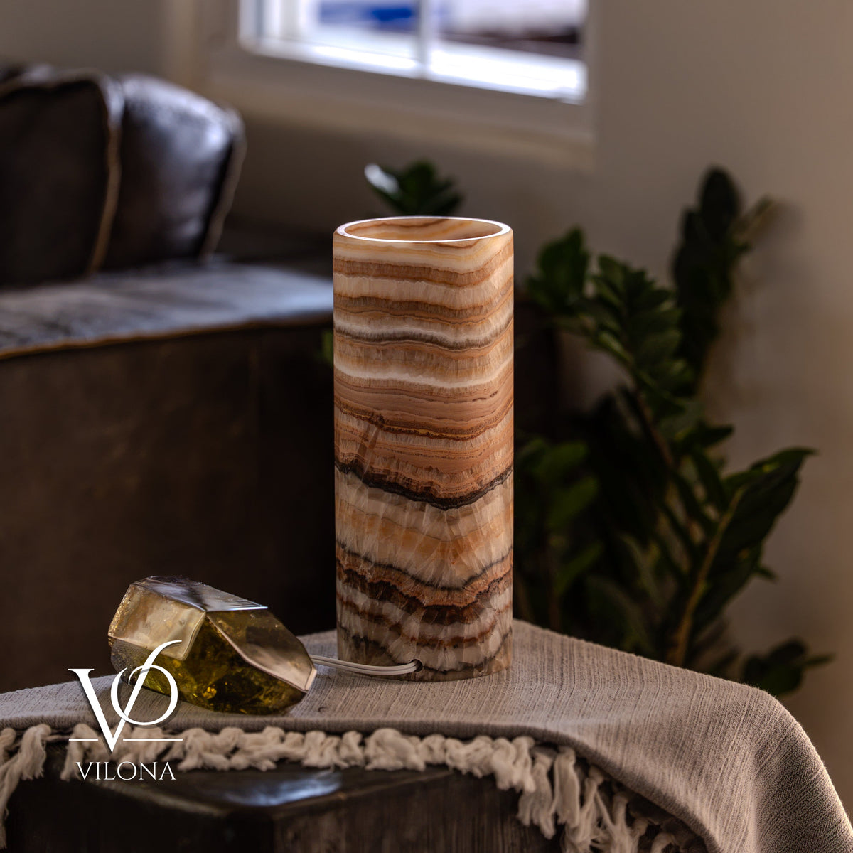 Sahara Onyx - 12" Tall, x 4.5" Diameter (Small Table Lamp #2), photo 8 of 10