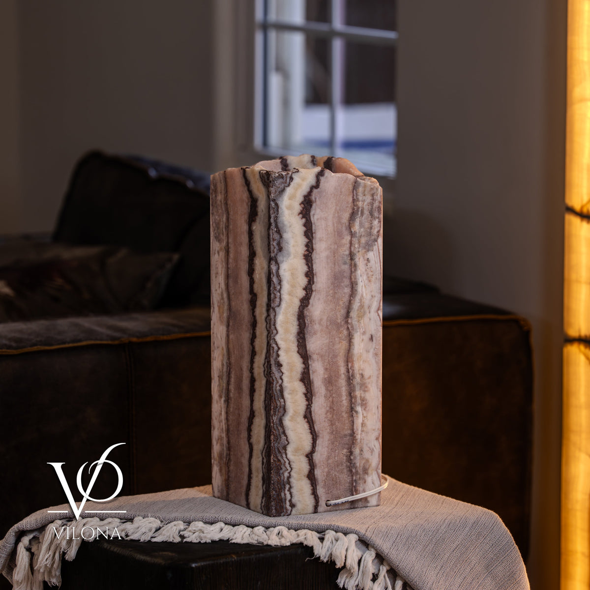 Rosa Onyx Live Edge Table Lamp – 16" Tall × 6" Square #1, photo 5 of 11