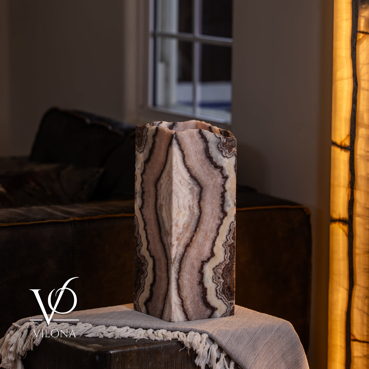 Rosa Onyx Live Edge Table Lamp – 16" Tall × 6" Square #3, photo 7 of 11