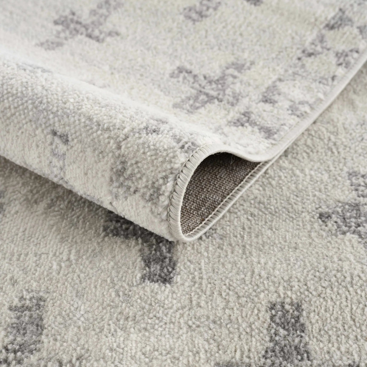 Tigris Swiss Cross Ivory & Gray 2322 Area Rug, photo 7 of 10