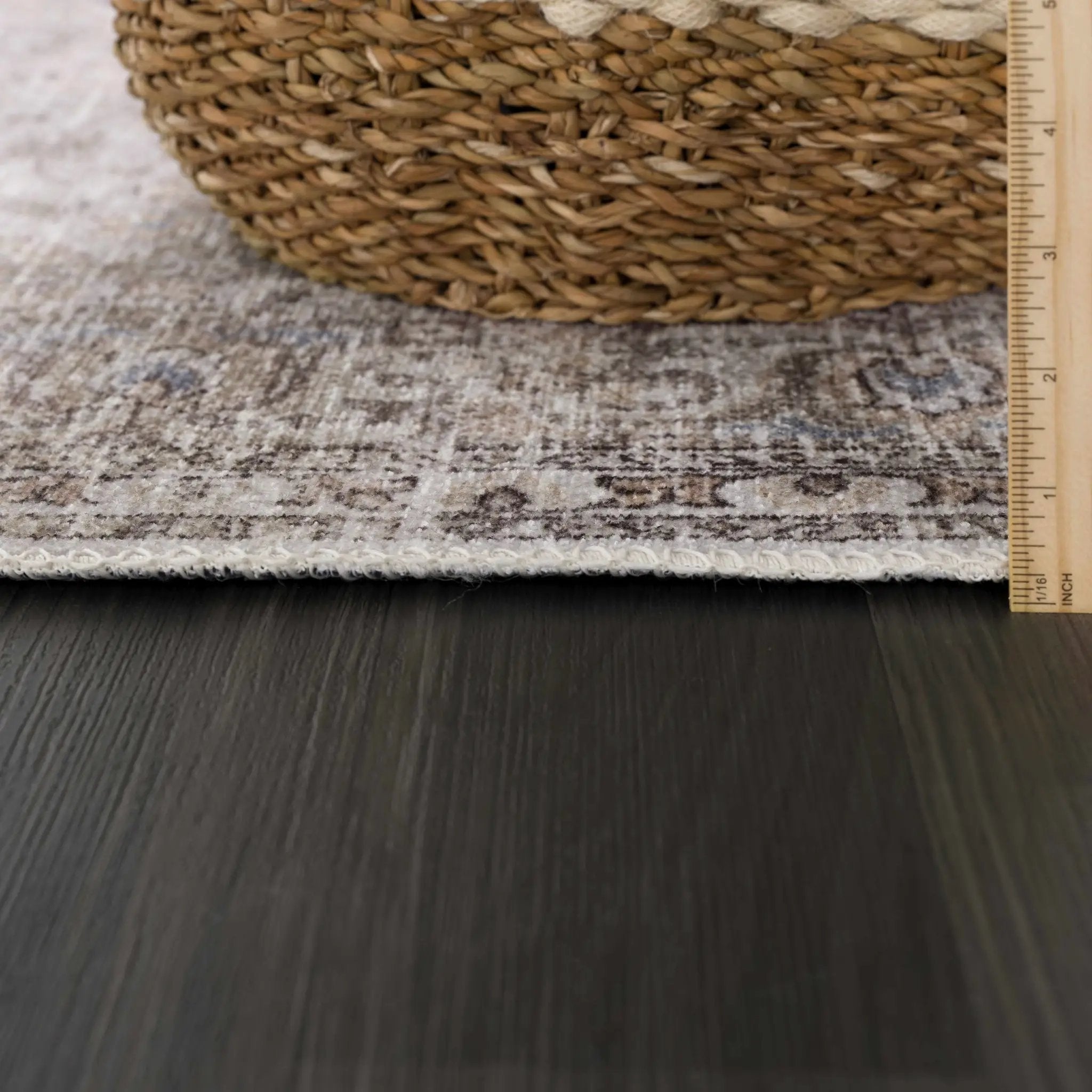 Cream Holi-2301 Washable Area Rug by Hauteloom