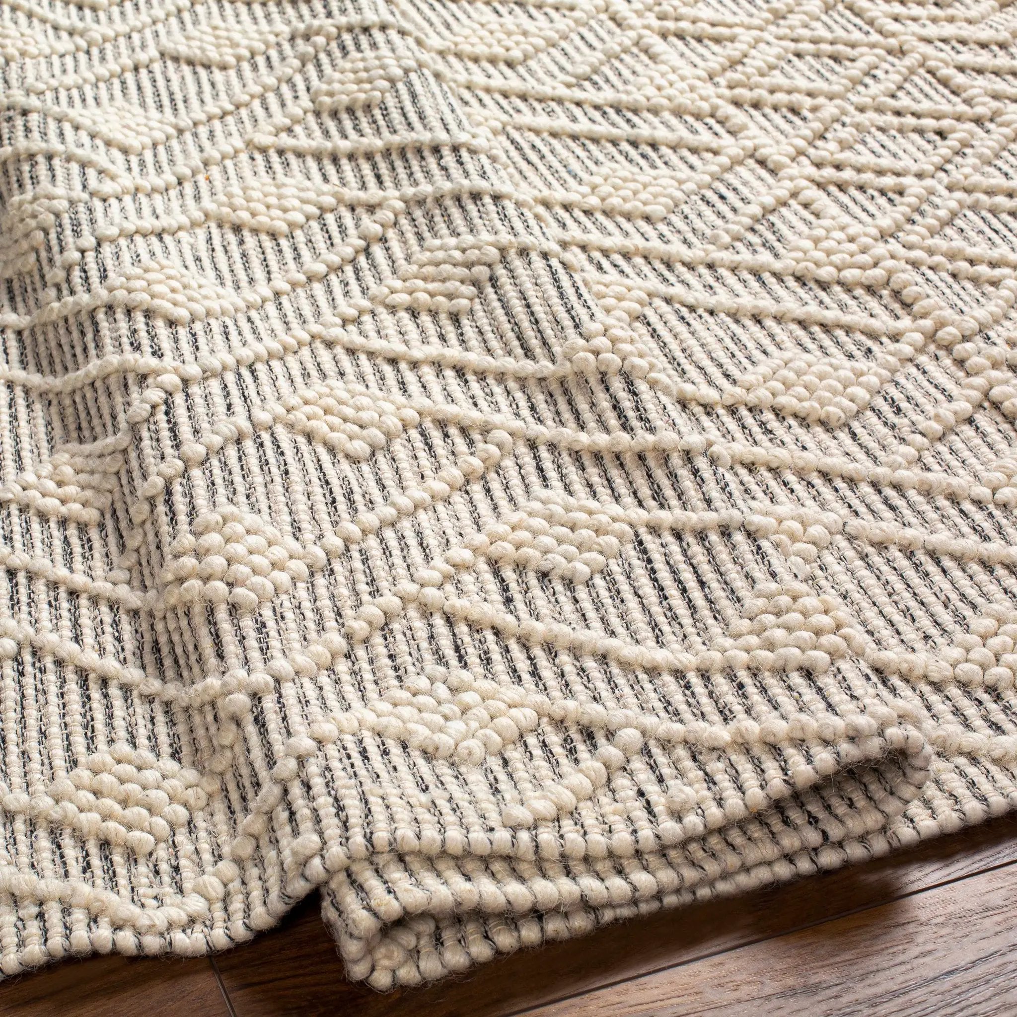 Erica Wool Rug with Tassels - Clearance by Boutique Rugs