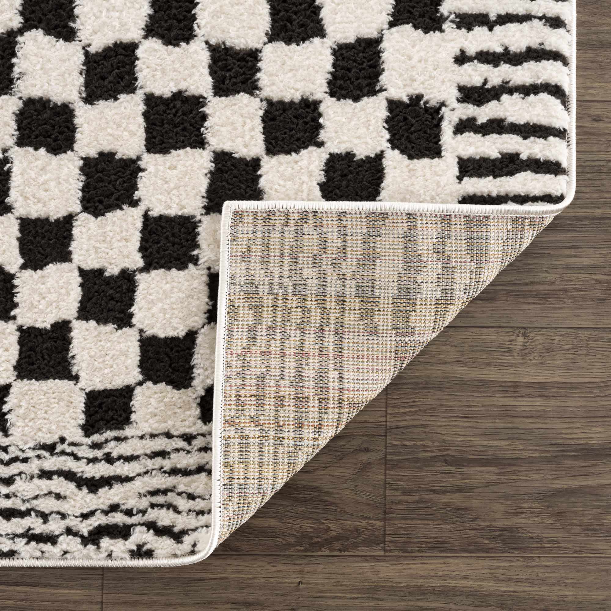 Leryn Black & White Checkered Area Rug by Boutique Rugs