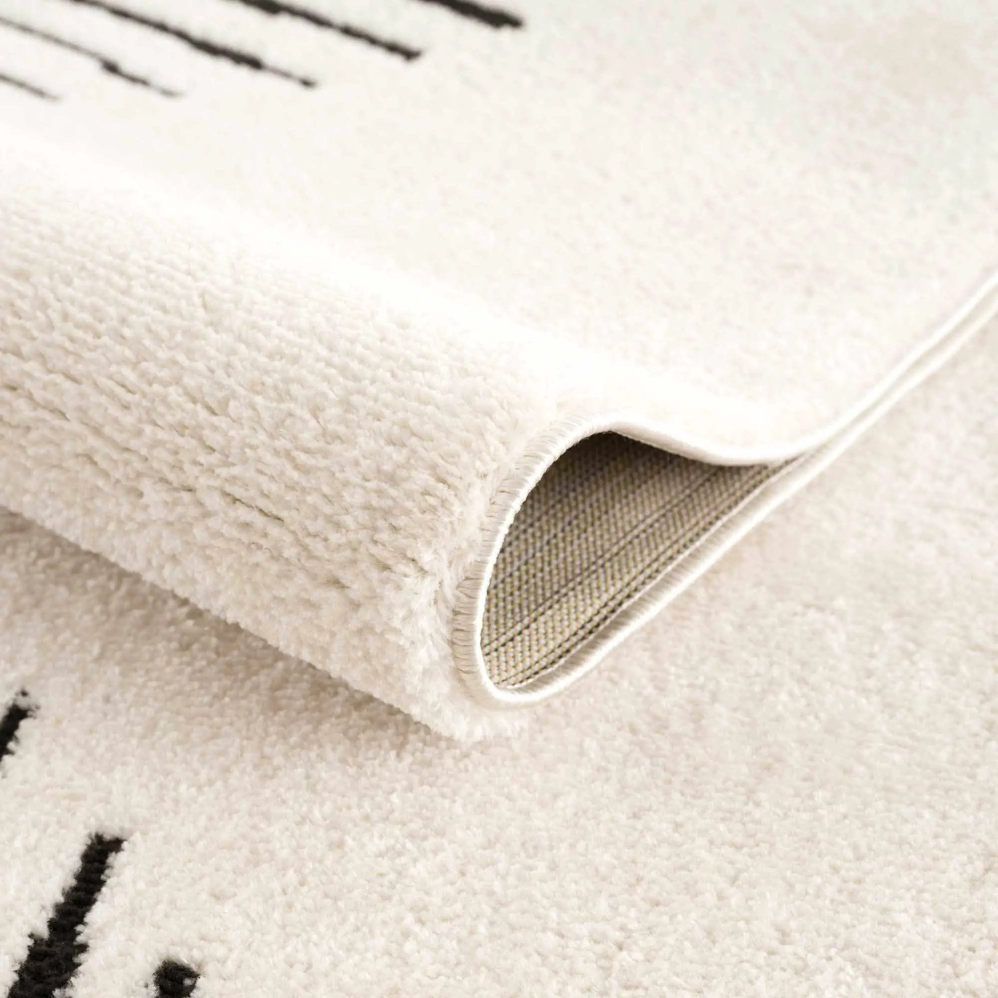 Mahsa Area Rug - Clearance by Boutique Rugs