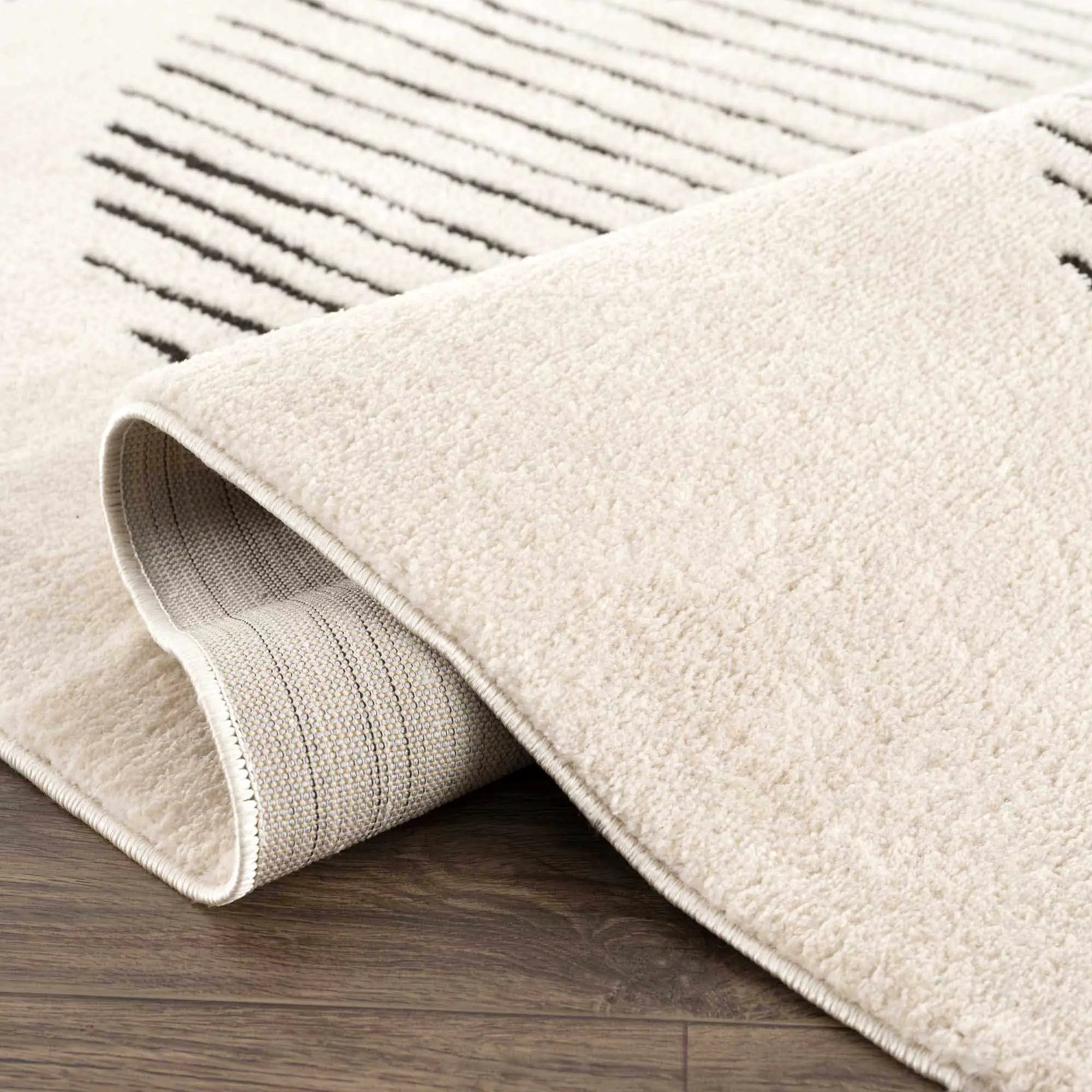 Mahsa Area Rug - Clearance by Boutique Rugs