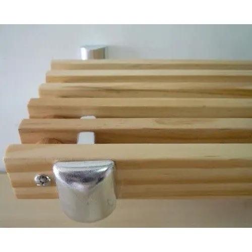 FarmHome Wooden Wall Mounted 6 Hooks Pot Rack by HomePacific