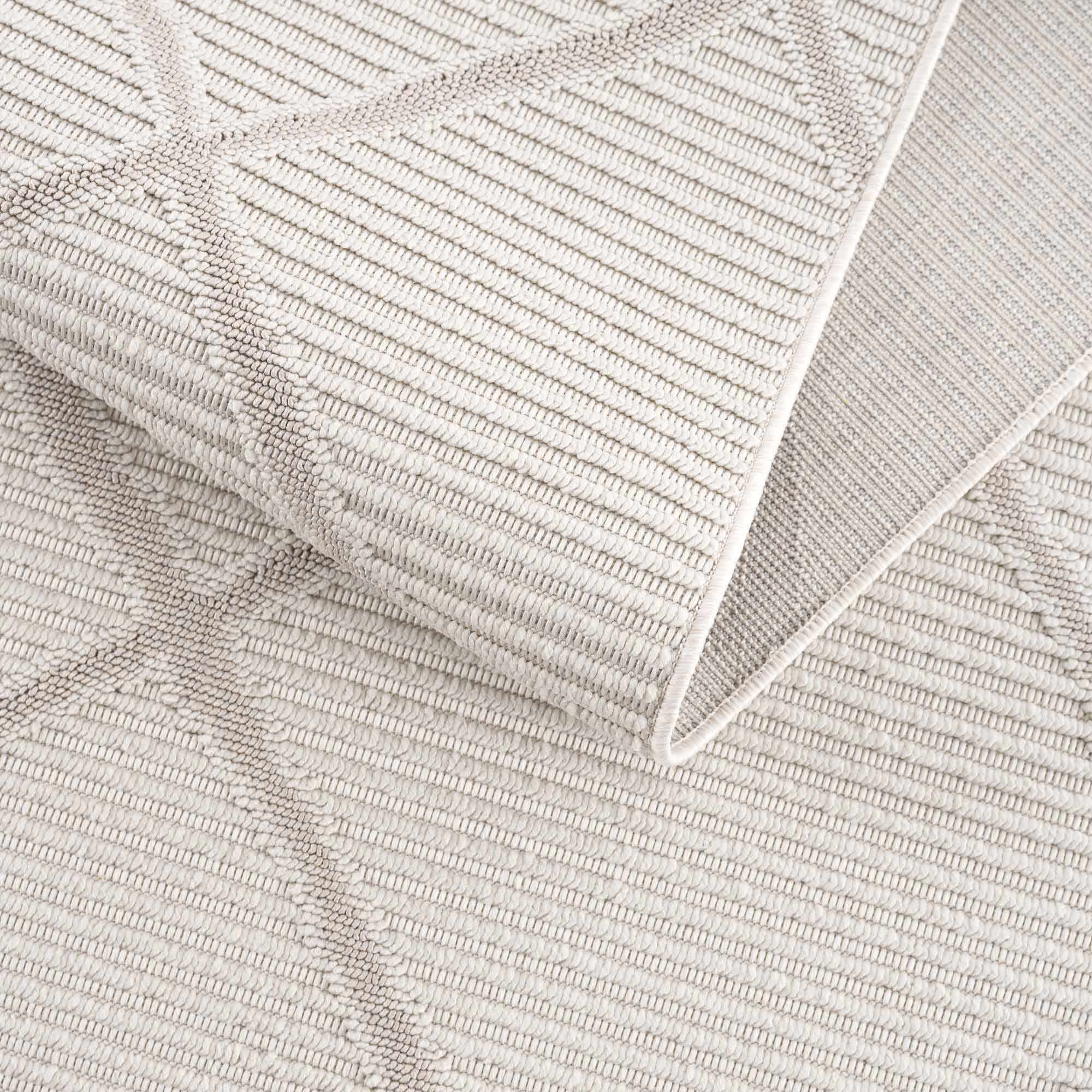 Lova Area Rug - Clearance by Boutique Rugs