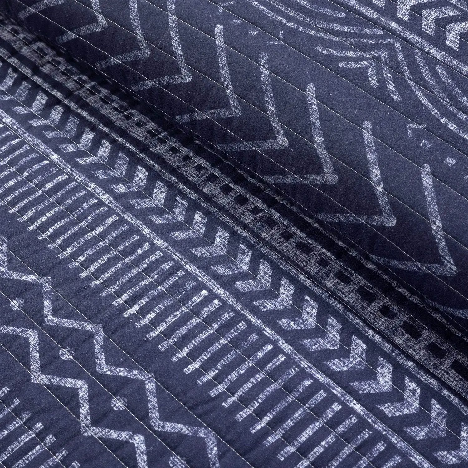 Full/Queen Scandinavian Chevron Navy Blue White Reversible Cotton Quilt Set by HomePacific