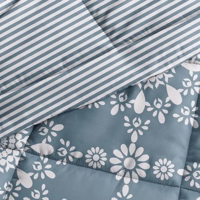 Full/Queen size 3-Piece Blue and White Reversible Floral Striped Comforter Set by HomePacific
