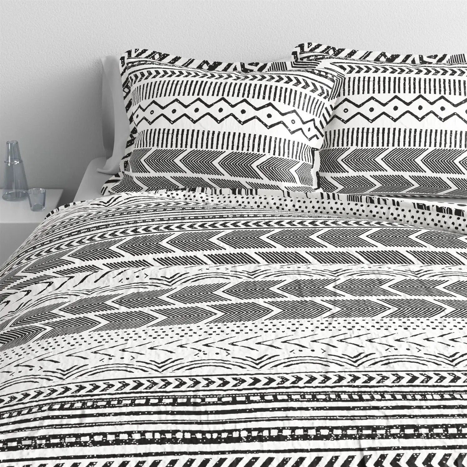 3 Piece Scandinavian Black White Reversible Cotton Set in Full/Queen by HomePacific