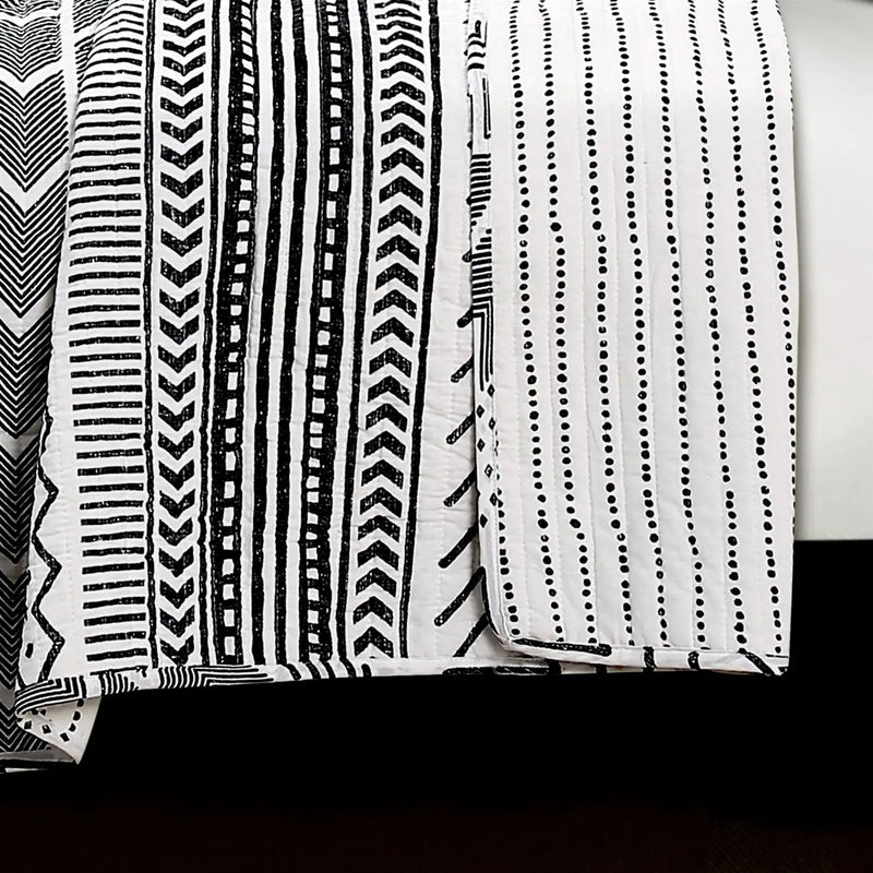 3 Piece Scandinavian Black White Reversible Cotton Set in Full/Queen by HomePacific