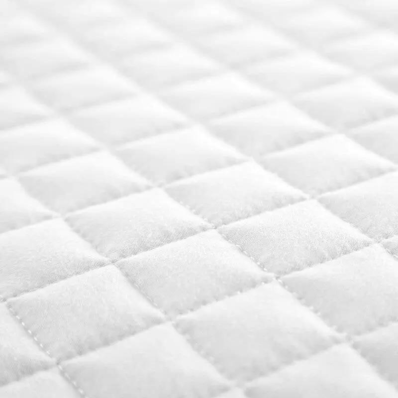 Twin/Twin XL Lightweight White Ultra Soft 2-Piece Microfiber Quilt Set by HomePacific