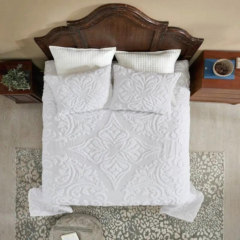 Full Size 100-Percent Cotton Chenille 3-Piece Coverlet Bedspread Set in White by HomePacific