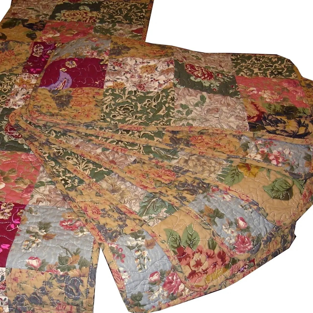 Full / Queen size 100% Cotton Patchwork Quilt Set with Floral Paisley Pattern by HomePacific