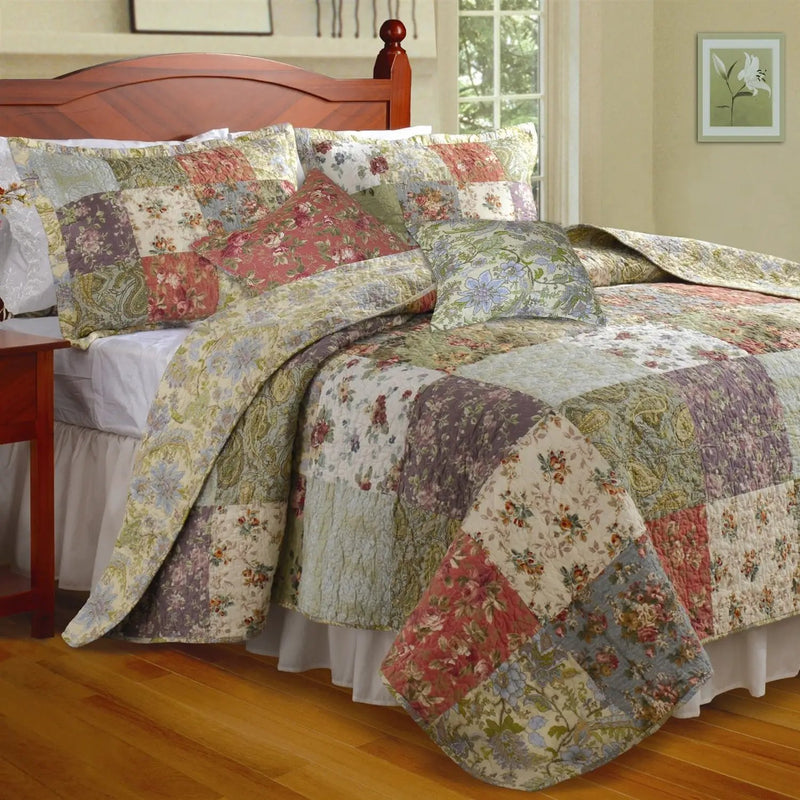 King size 100% Cotton Floral Quilt Set with 2 Shams and 2 Pillows by HomePacific