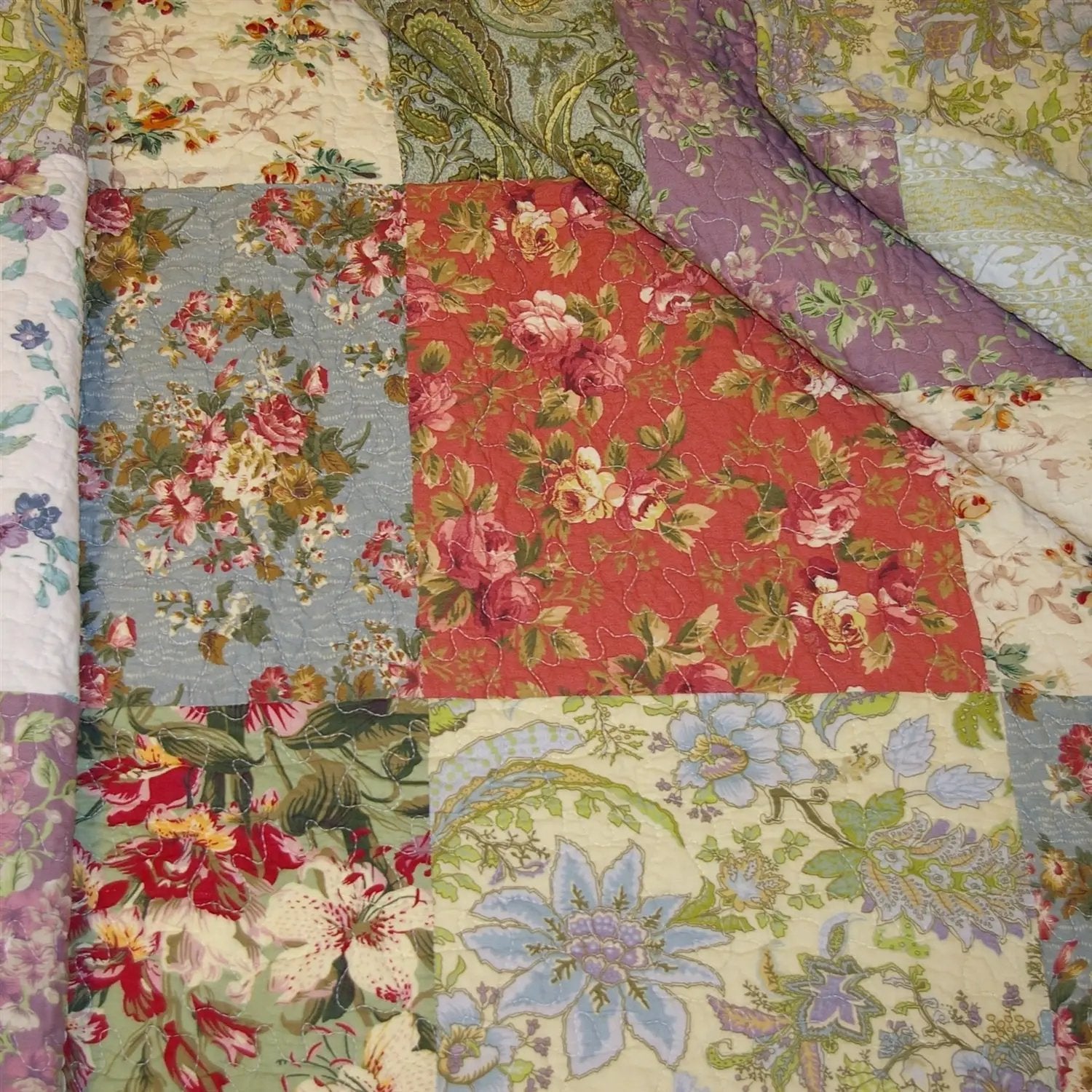King size 100% Cotton Floral Quilt Set with 2 Shams and 2 Pillows by HomePacific