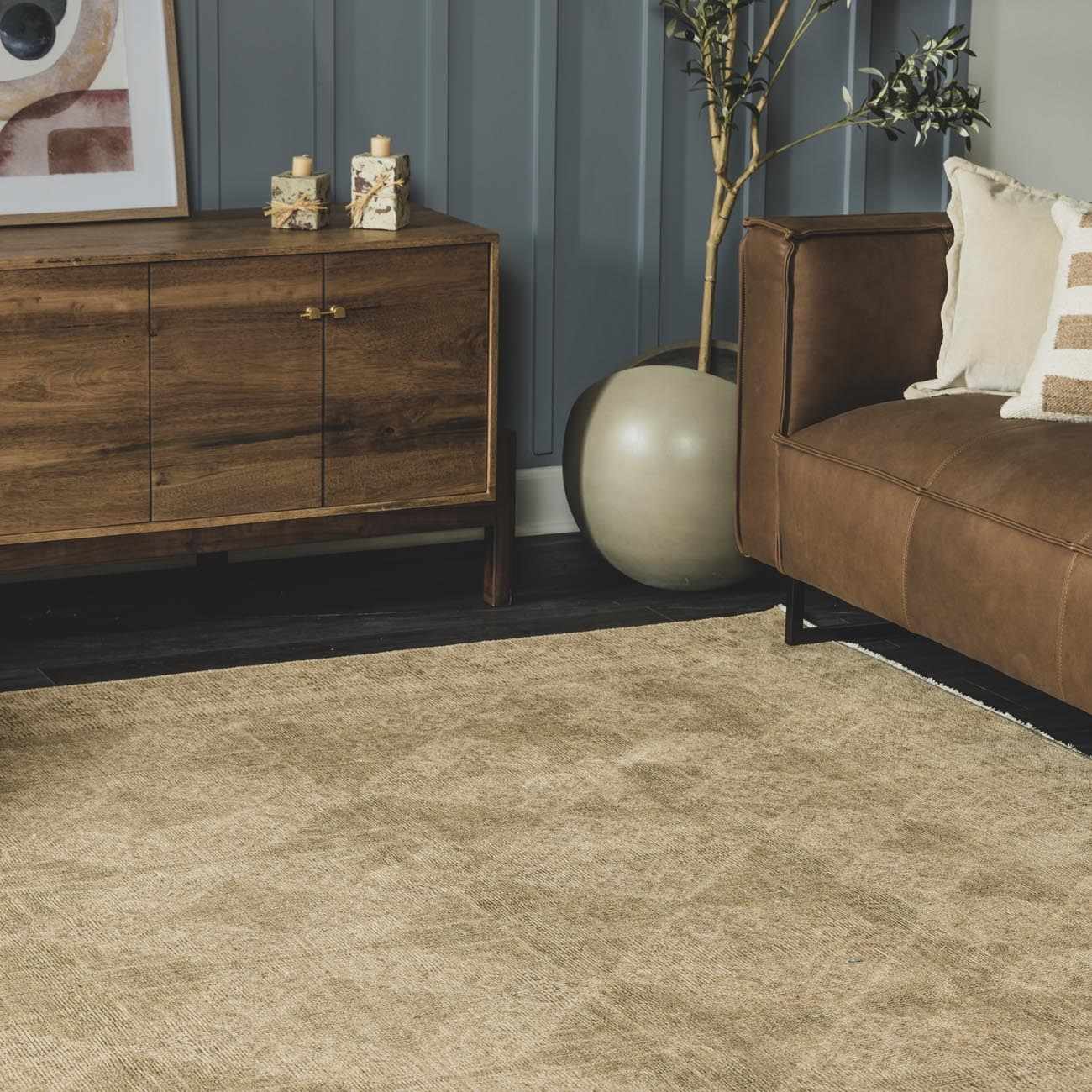 Fetscher Machine Woven Galey Alix x LIVABLISS GAHU-2303 Area Rug by Boutique Rugs