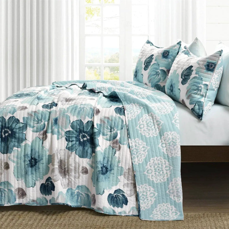 King size Blue Grey Flowers Lightweight Polyester Microfiber Quilt Set by HomePacific