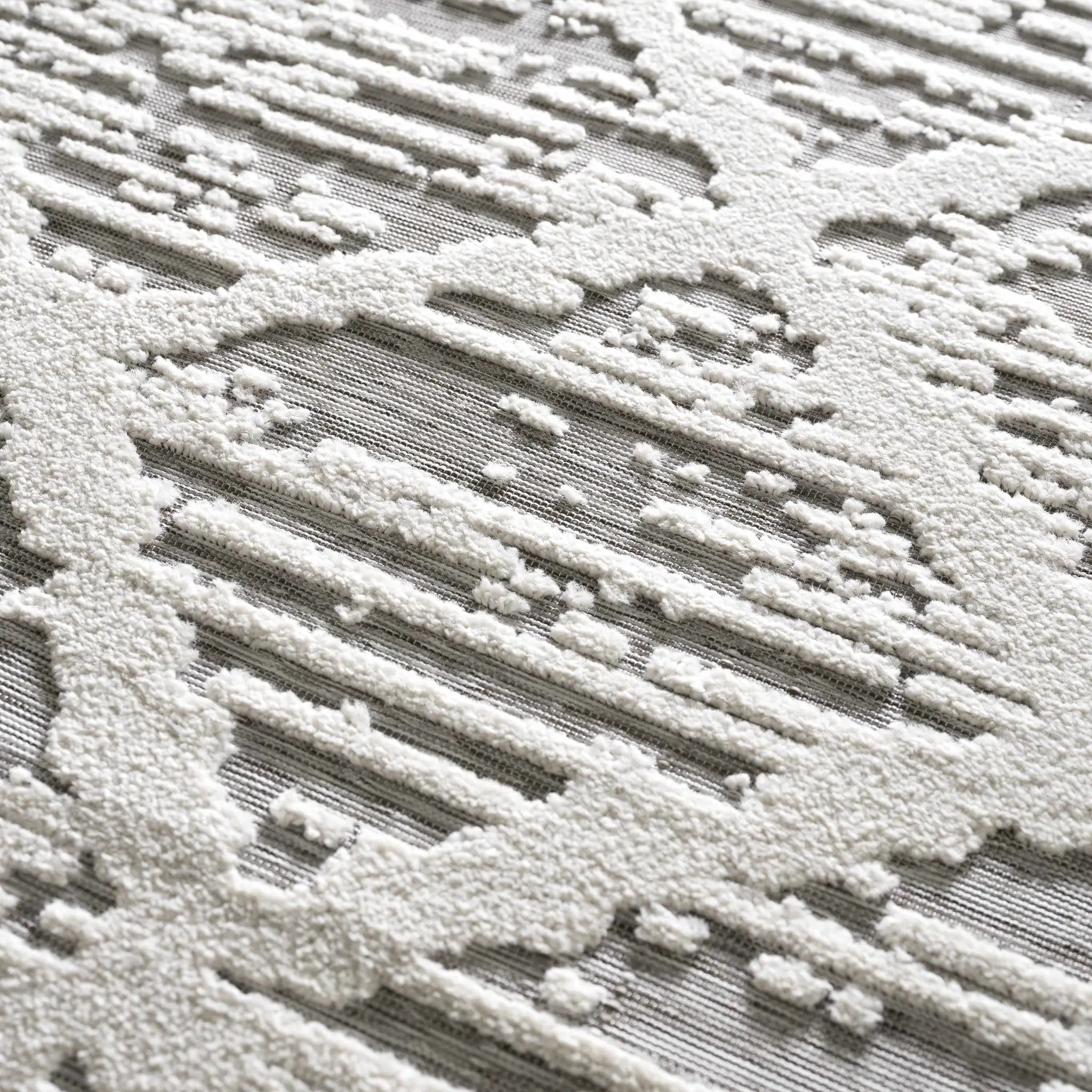 Gambang 3D Trellis Outdoor Area Rug - Clearance by Boutique Rugs