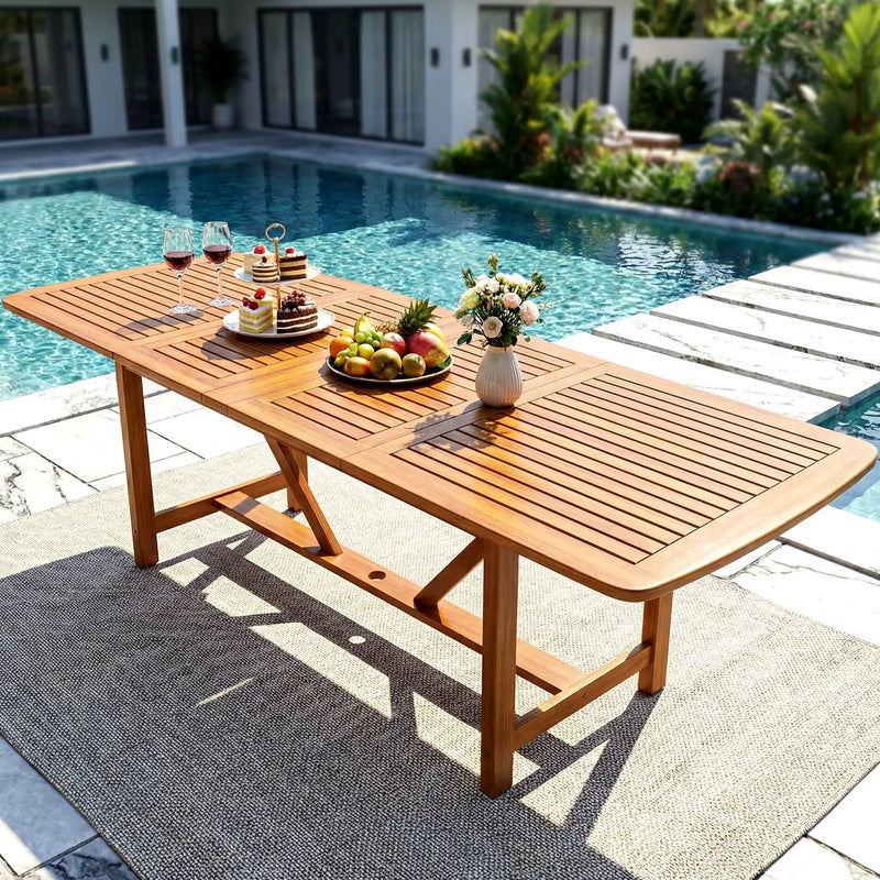 Extendable Dining Table by Megsu