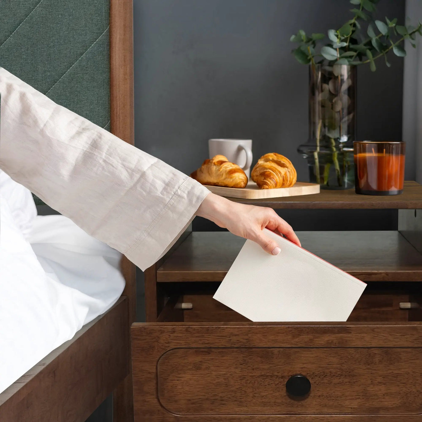 Savana Solid Wood Single-Drawer Nightstand by Megsu