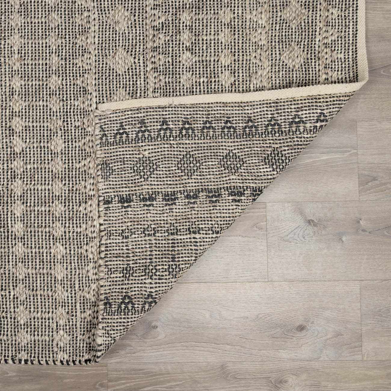 Hanston Handmade Faux Silk Rug - Clearance by Boutique Rugs