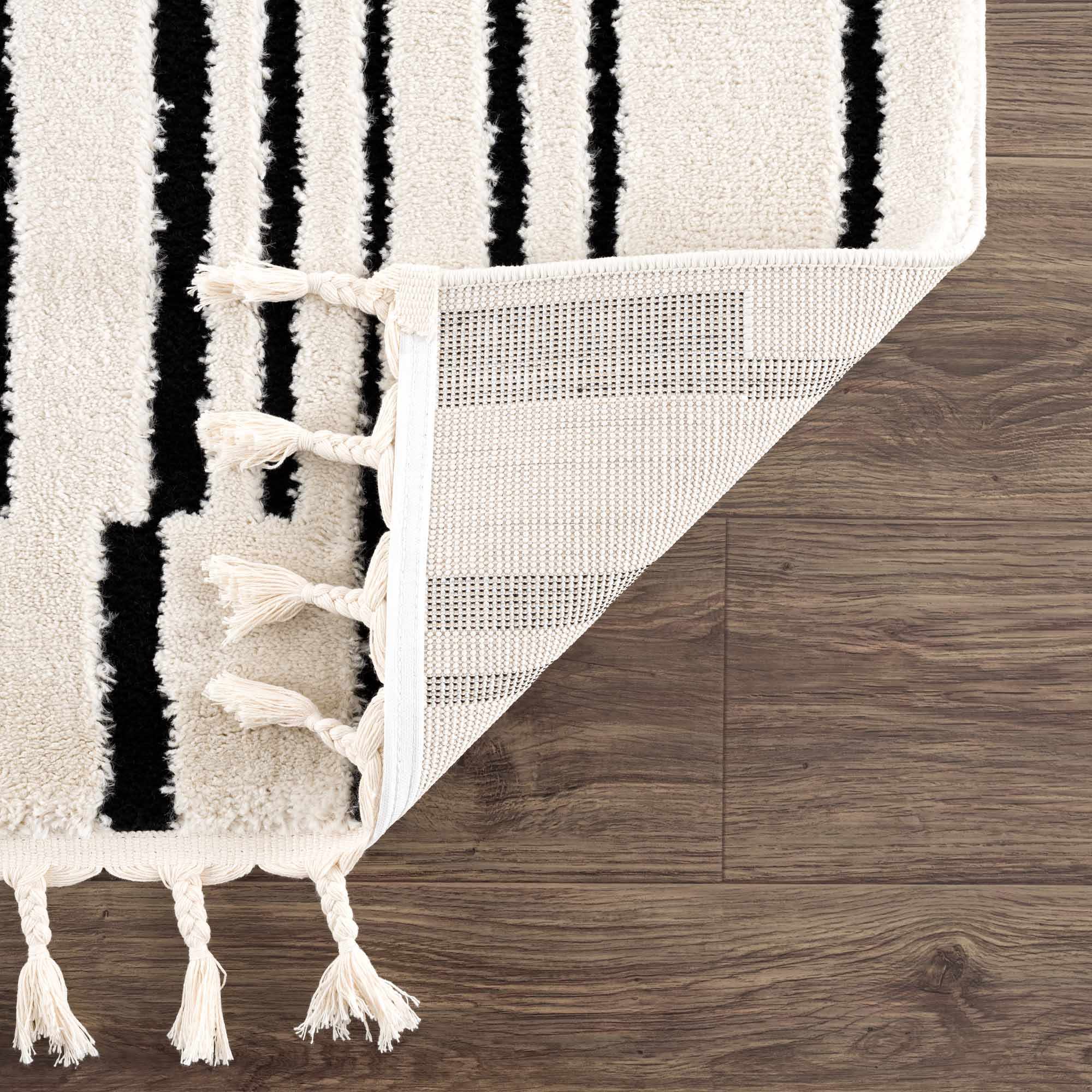 Bansi Area Rug - Clearance by Boutique Rugs