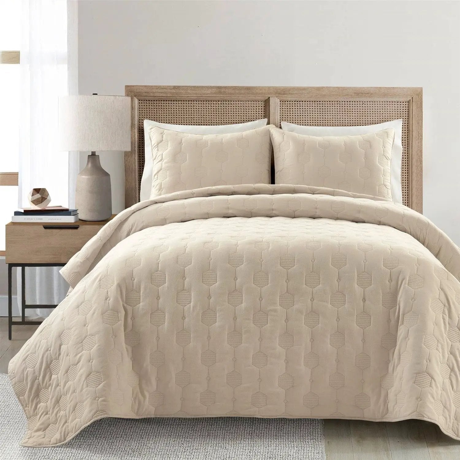 Full/Queen size Lightweight Beige Textured Cotton 3 Piece Quilt Set by HomePacific