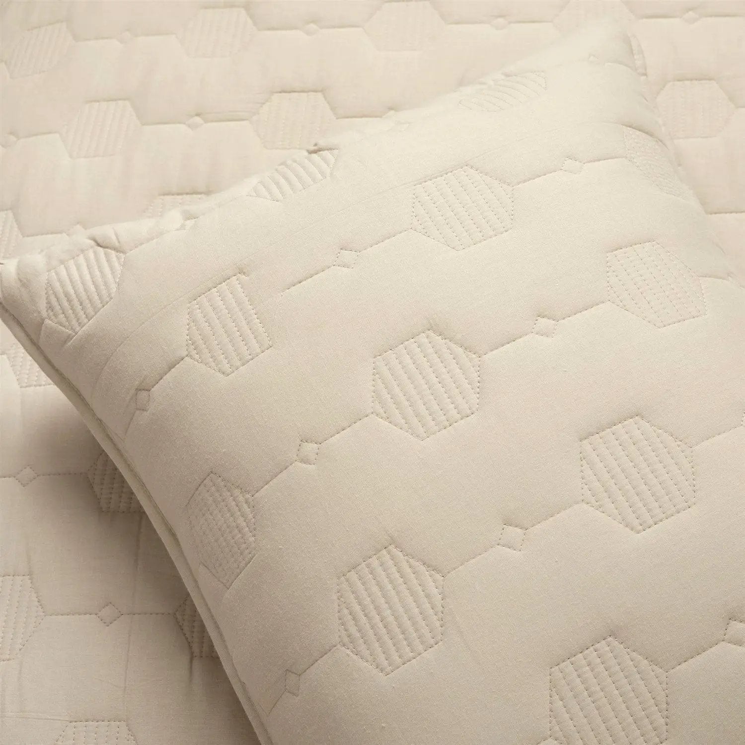 Full/Queen size Lightweight Beige Textured Cotton 3 Piece Quilt Set by HomePacific