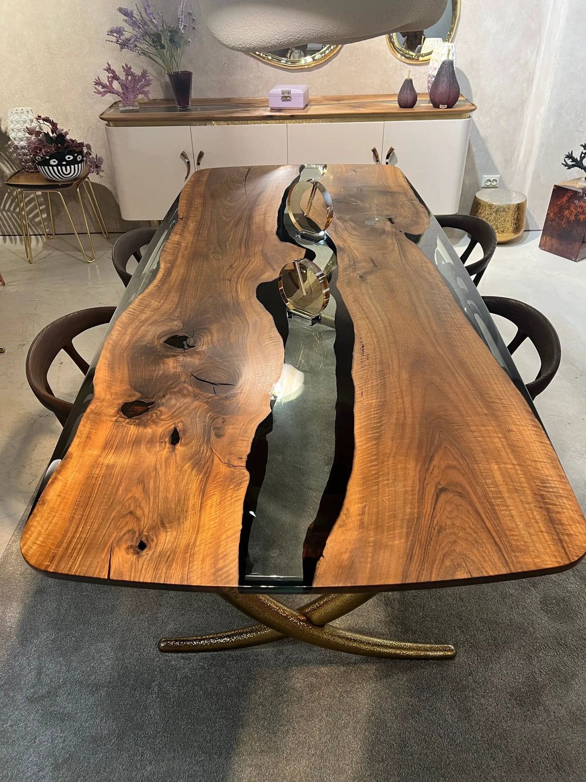 Luxurious Ivory Shaped Legs Epoxy Resin Dining Room Table, photo 5 of 8