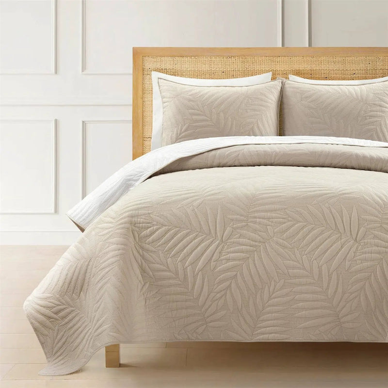 Full/Queen Lightweight Fern Leaf Reversible 3-PC White Beige Cotton Quilt Set by HomePacific