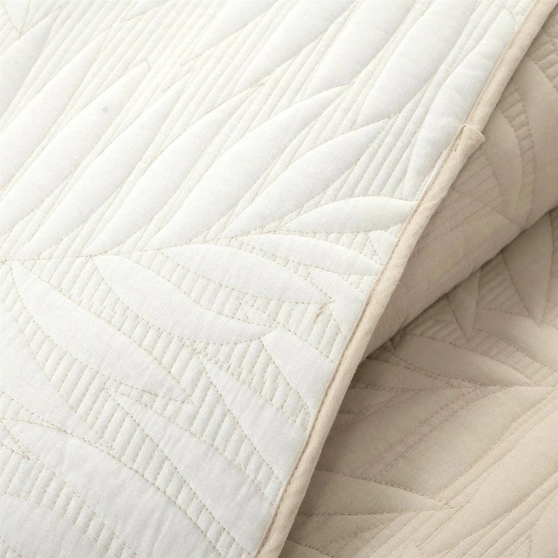 Full/Queen Lightweight Fern Leaf Reversible 3-PC White Beige Cotton Quilt Set by HomePacific