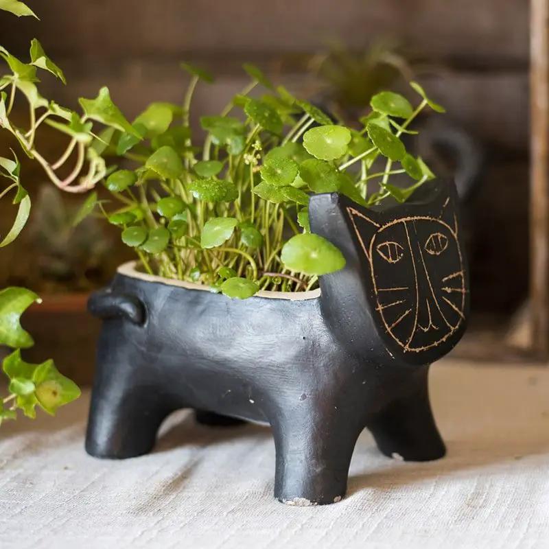 Cat Shape Small Planter in Concrete by RusticReach