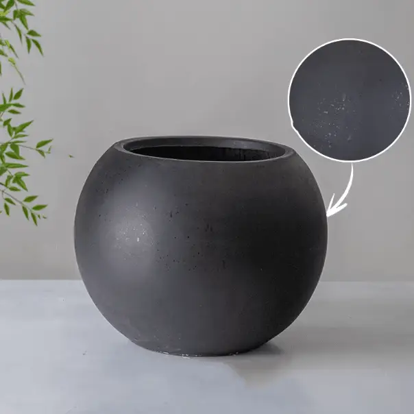 Round Magnesium Clay Planter by RusticReach