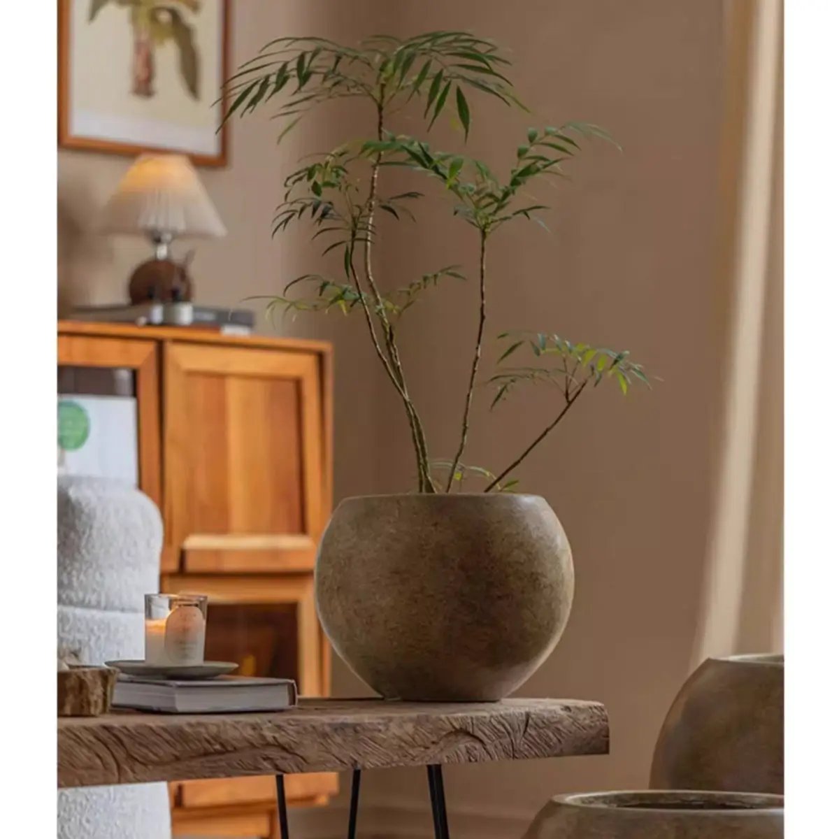 Round Magnesium Clay Planter by RusticReach