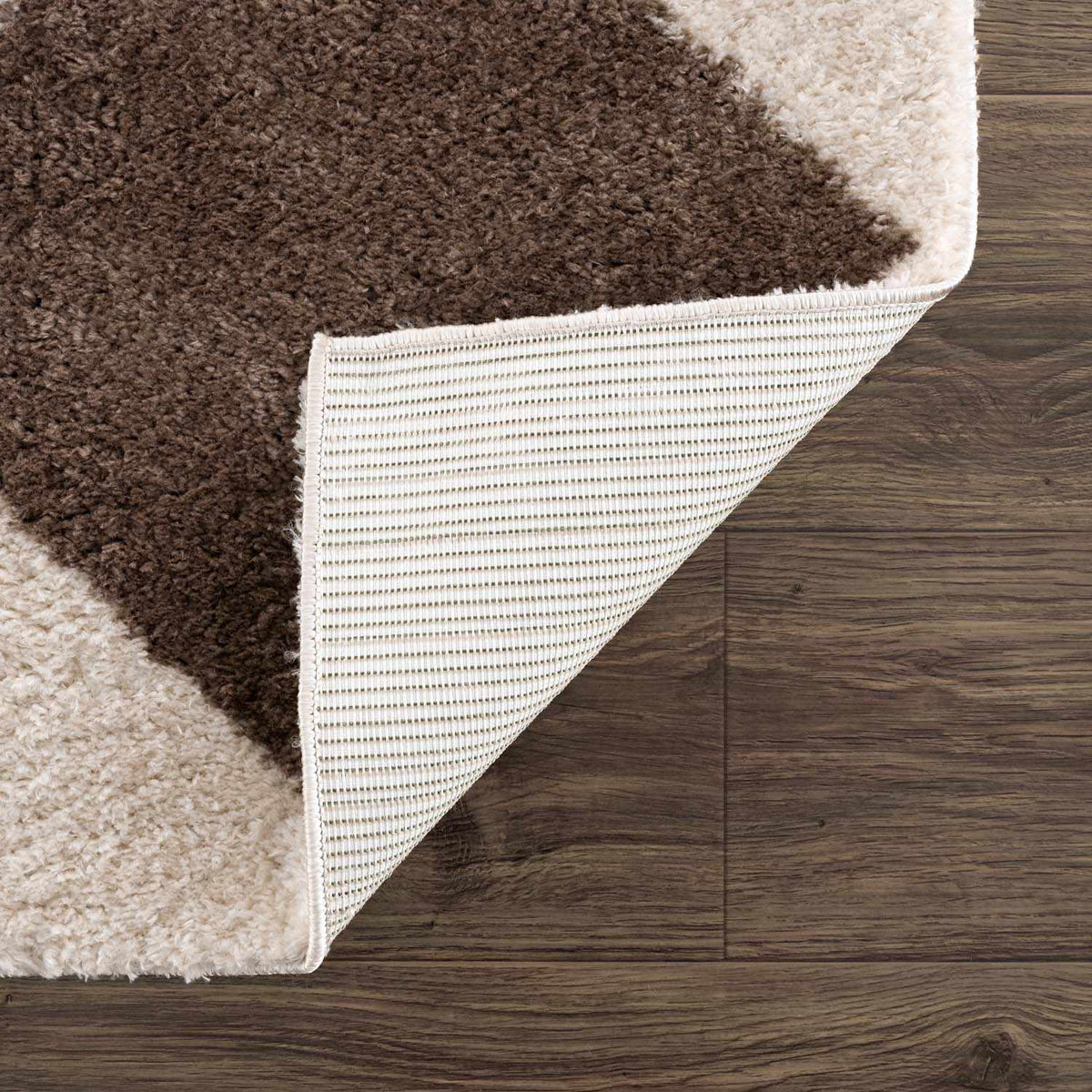 Arilla Brown Washable Diamond Area Rug, photo 5 of 10