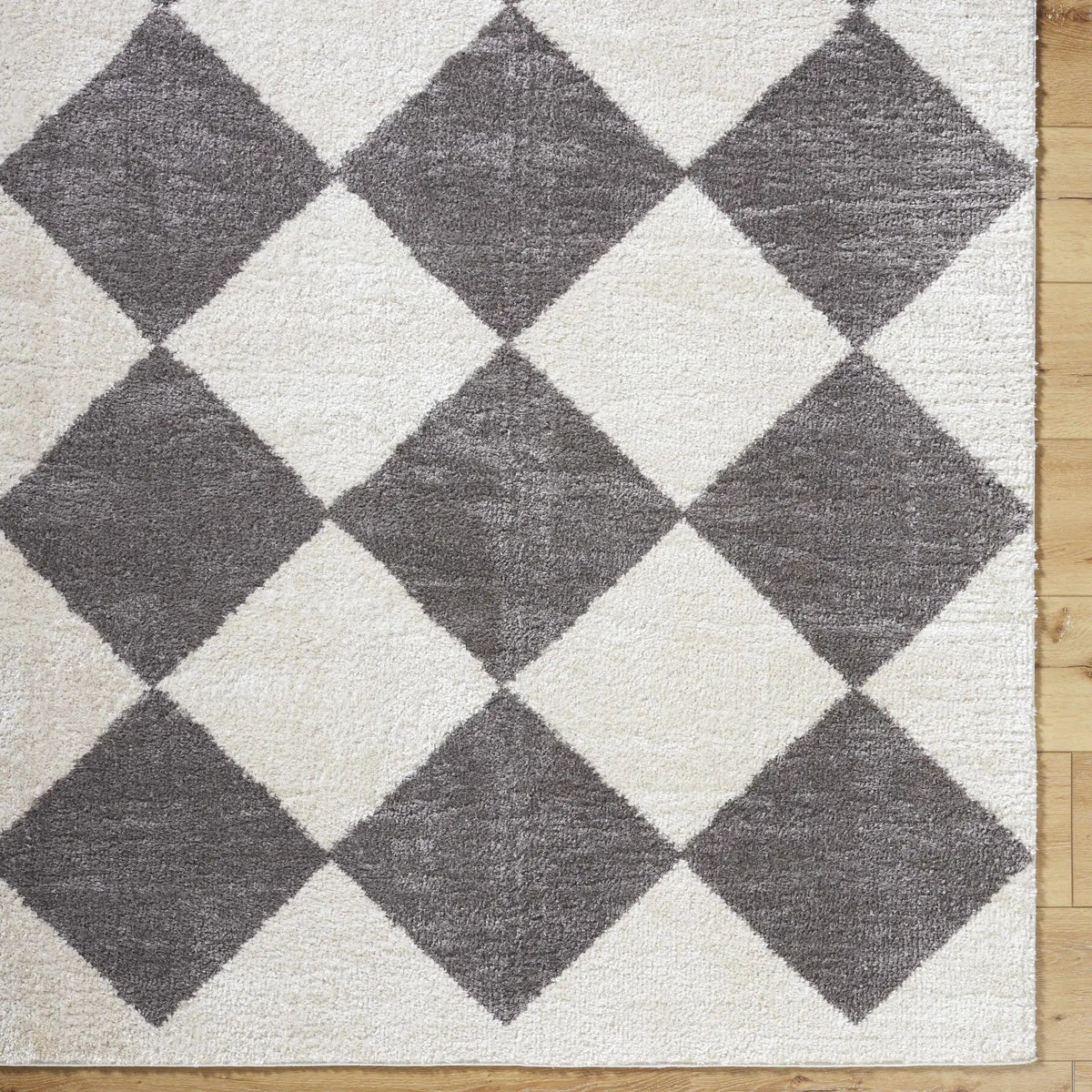 Arilla Diamond Checkered Washable Area Rug, photo 7 of 7