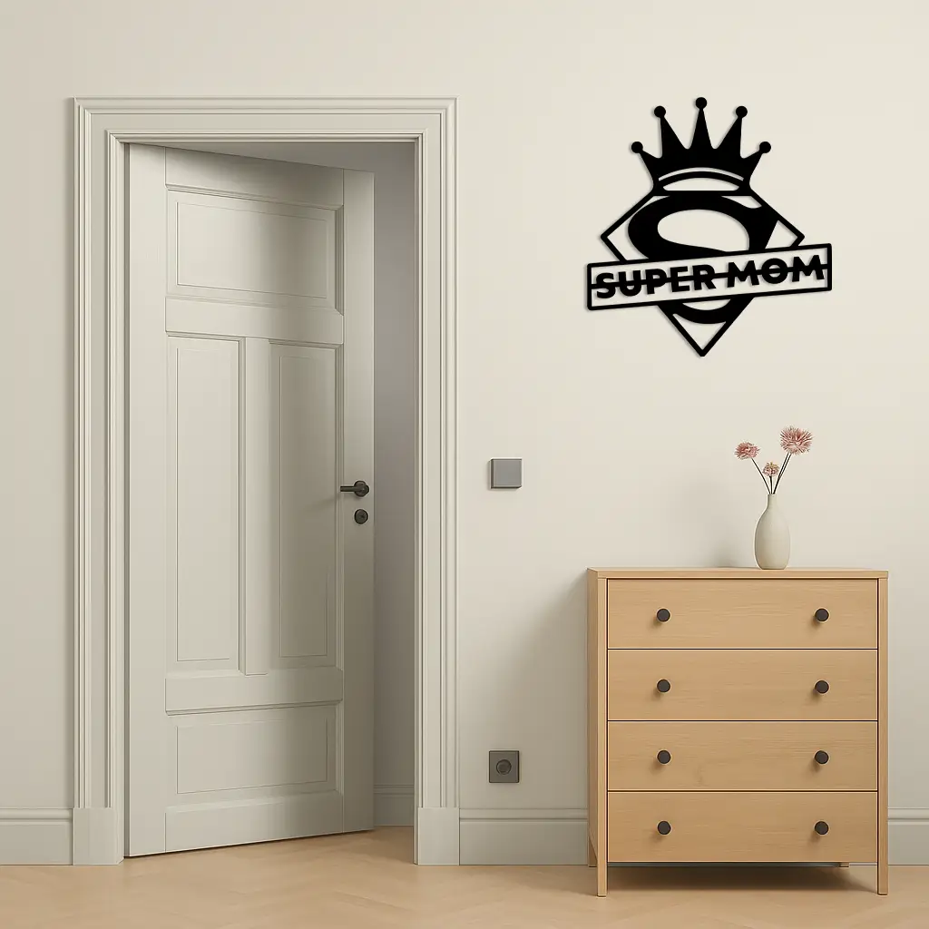 Super Mom Crown Metal Wall Art – Heroic Decorative Design - KAFGP068