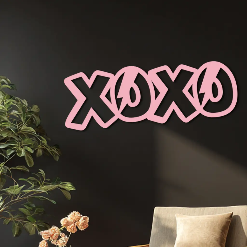 XOXO Word Art Metal Wall Decor – Modern Love Quote Design - KAFGP114 by Enova Art