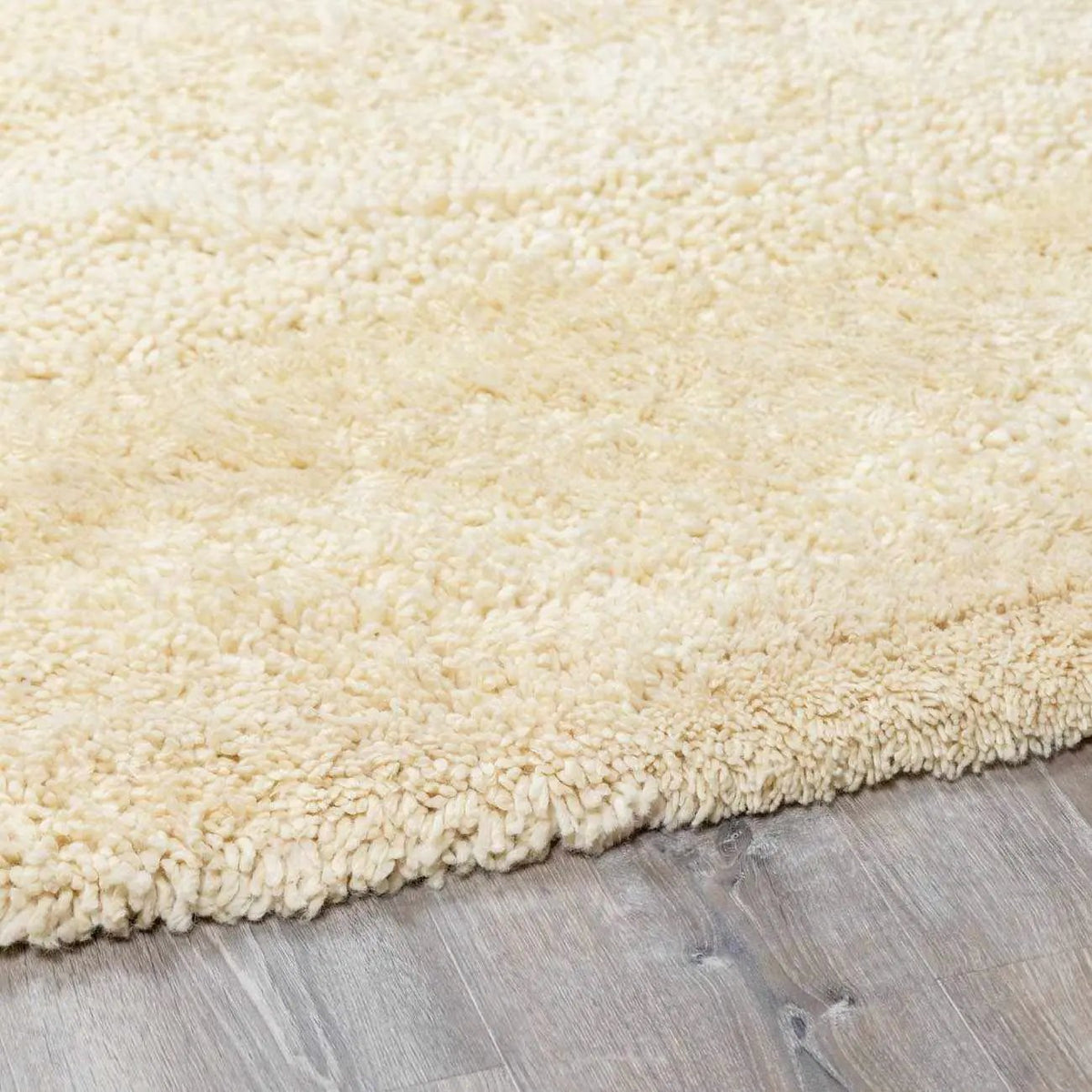 Kettering Solid Cream Wool Shag Rug, photo 8 of 15