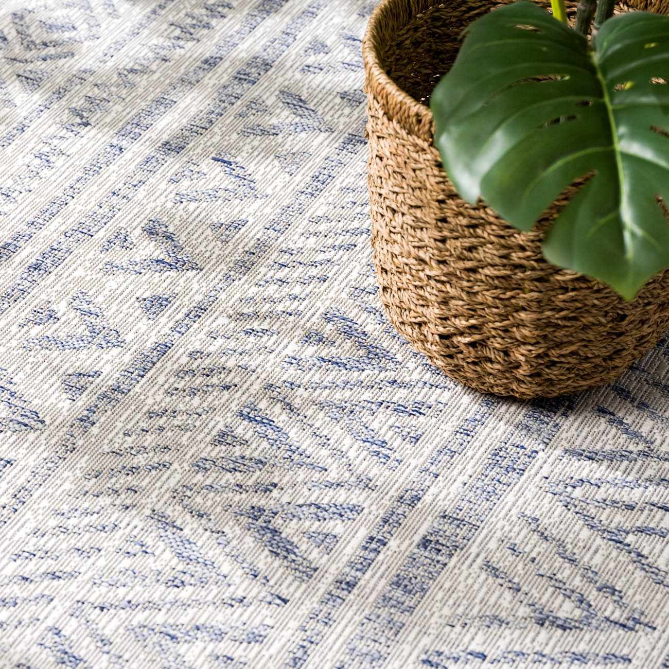 Novato Gray All Over Pattern Performance Outdoor Rug - Clearance by Boutique Rugs