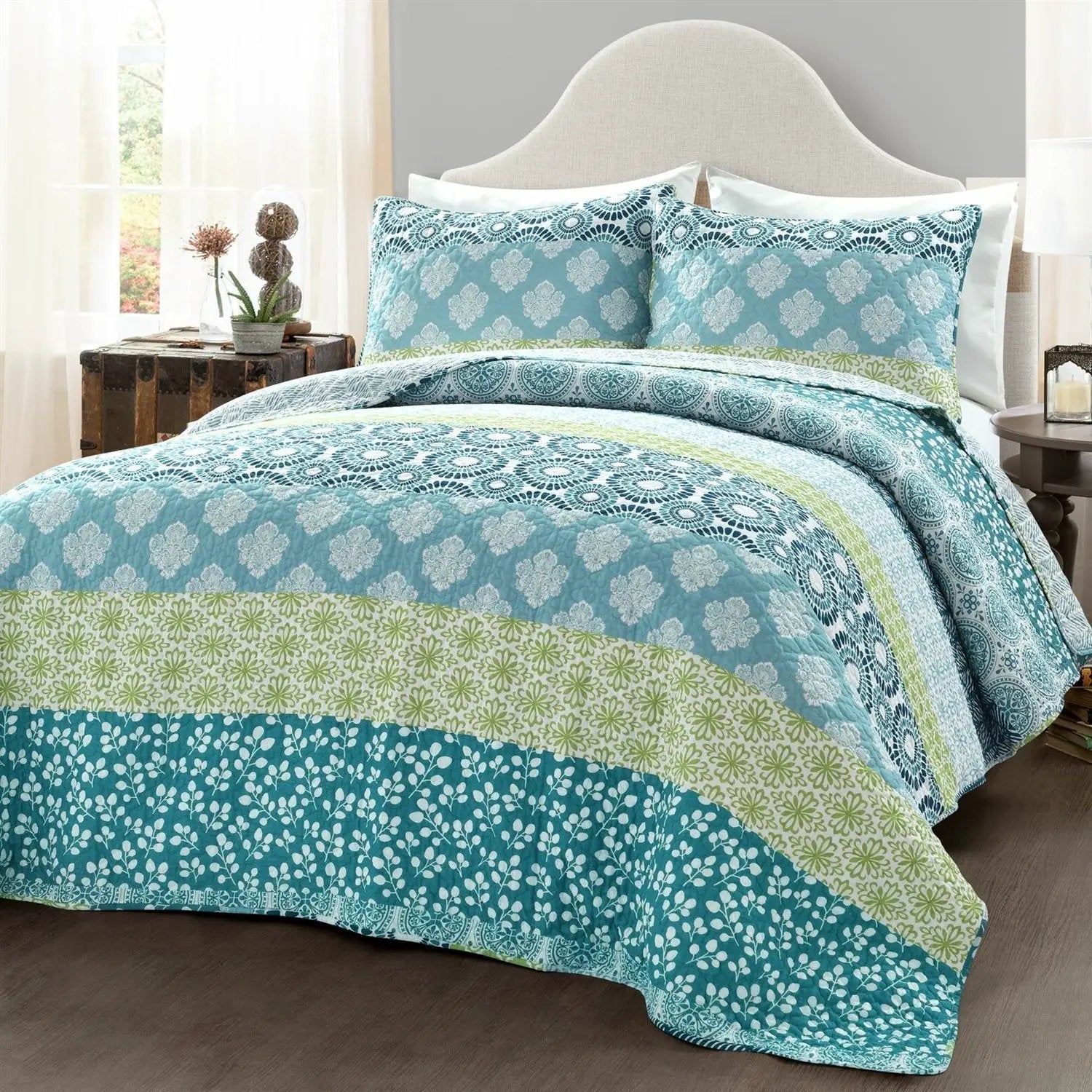 King size Cotton 3 Piece Reversible Blue White Green Floral Damask Quilt Set by HomePacific